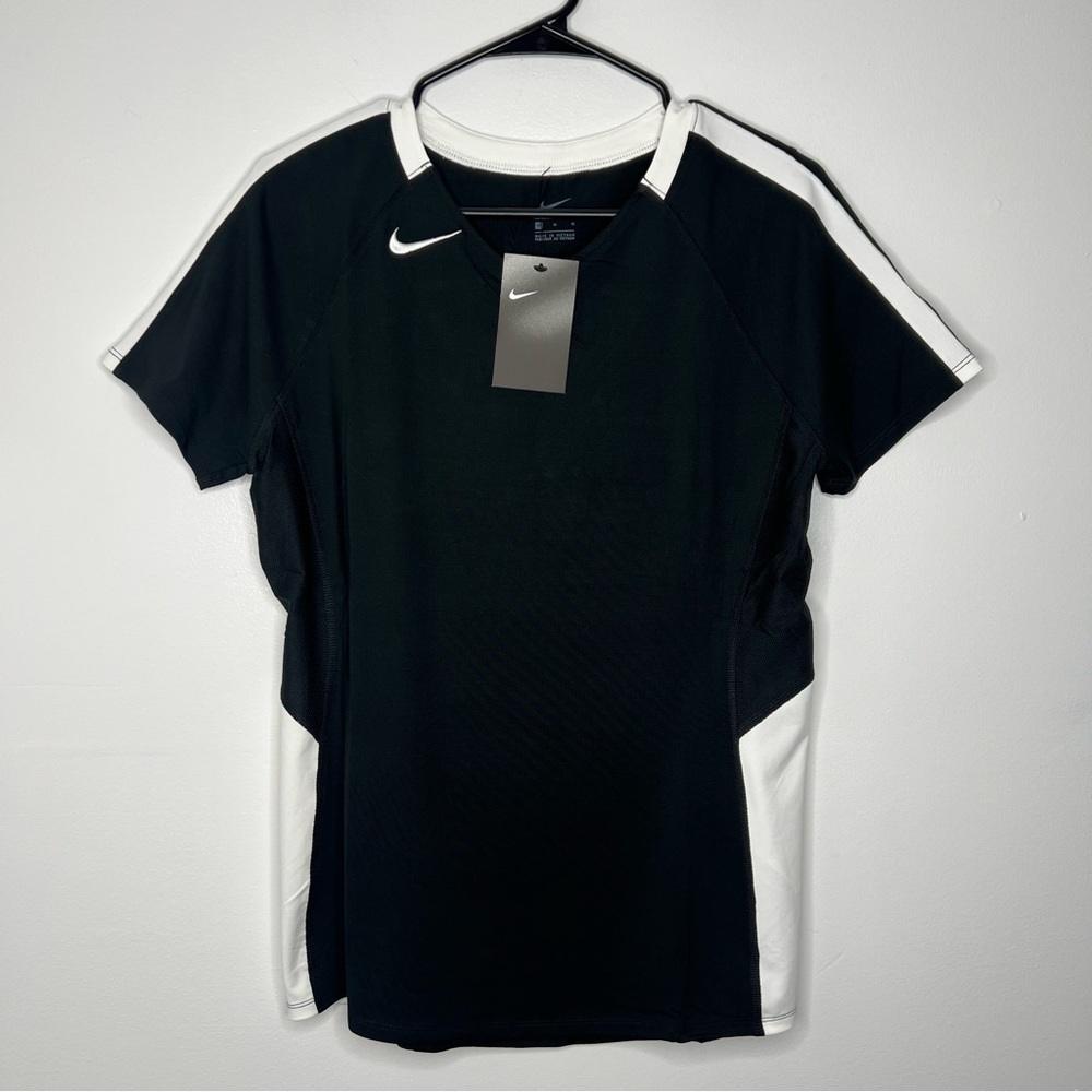 NIKE Women’s Stock Vapor Pro Top